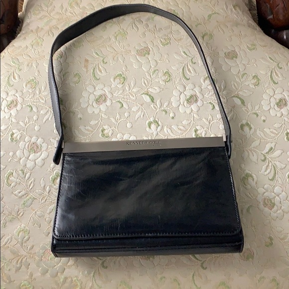 Kenneth Cole Handbags - Kenneth Cole Clutch NWOT black